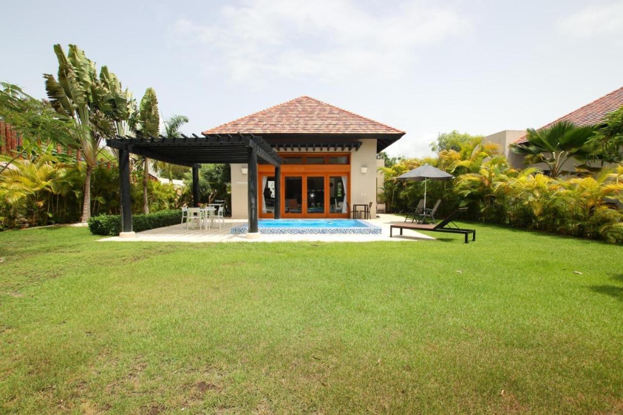Сasa de vacaciones Cap Cana Fantástico Bungalow Con Piscina Y Jacuzzi Gv3110